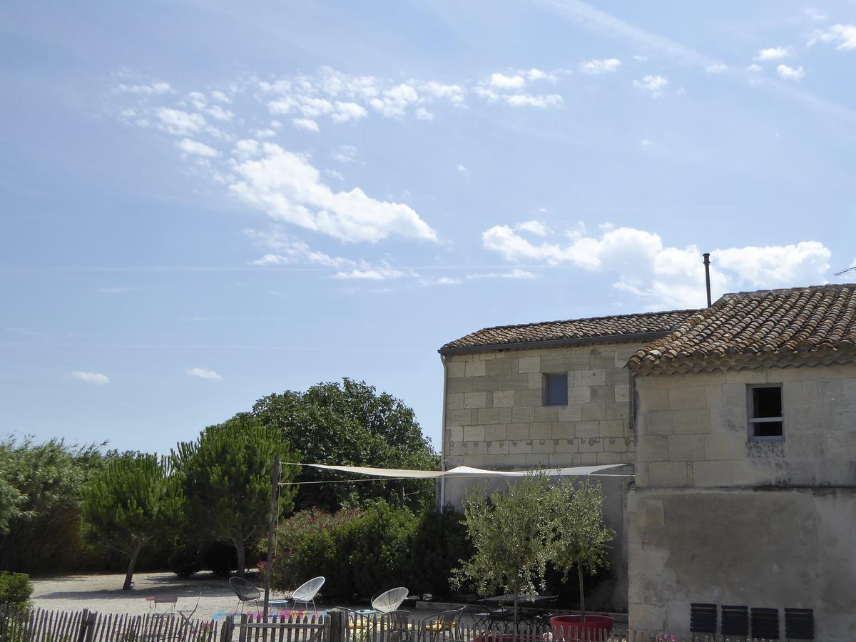 Le Mas Montredon Arles Esterno foto
